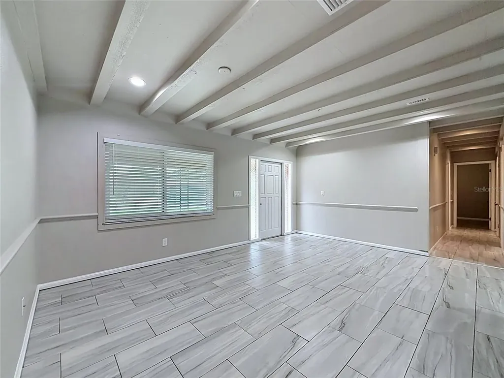 912 Shangri La Drive Seffner FL 33584