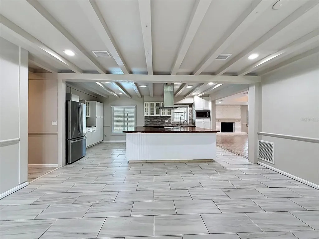 912 Shangri La Drive Seffner FL 33584
