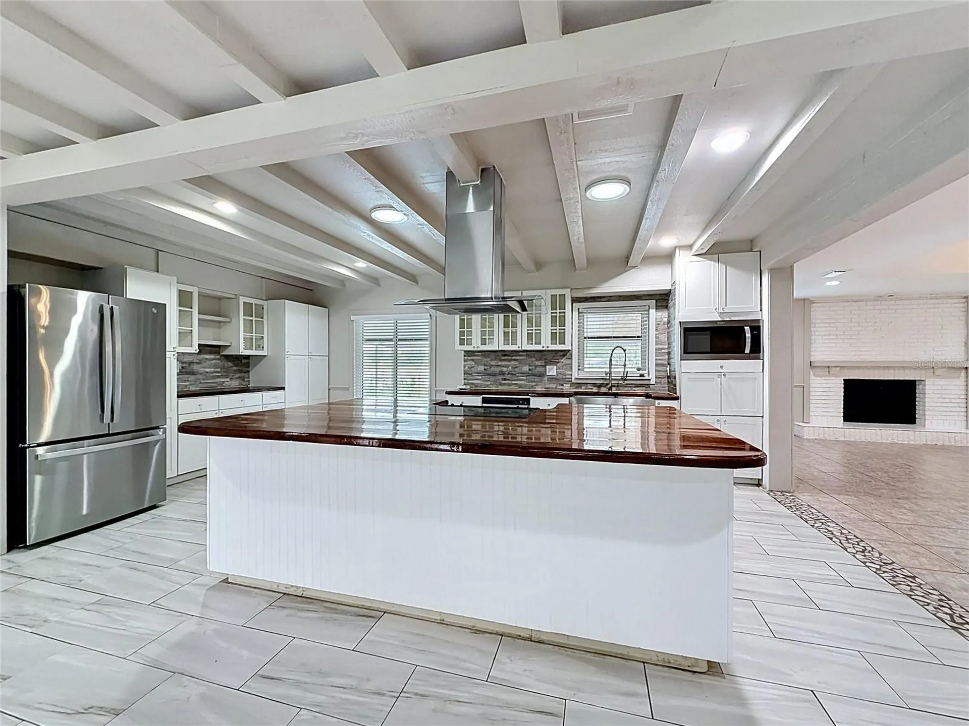 912 Shangri La Drive Seffner FL 33584