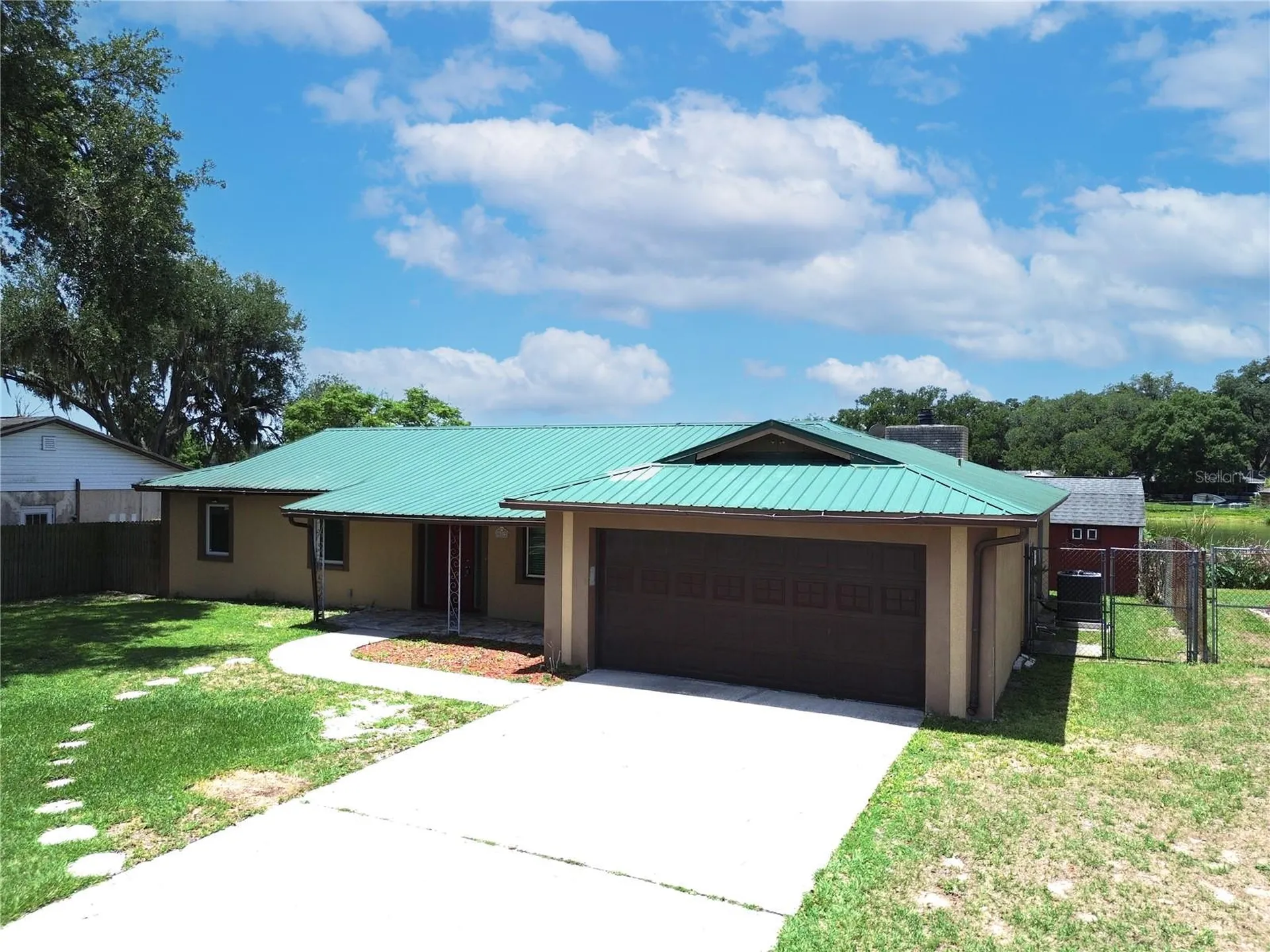 912 Shangri La Drive Seffner FL 33584