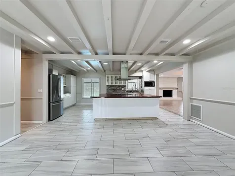 912 Shangri La Drive Seffner FL 33584