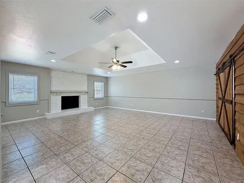 912 Shangri La Drive Seffner FL 33584