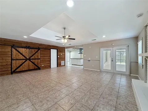 912 Shangri La Drive Seffner FL 33584