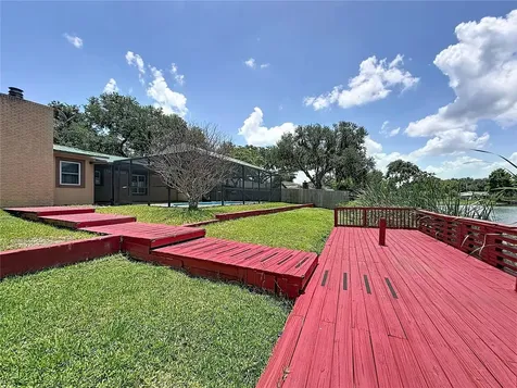 912 Shangri La Drive Seffner FL 33584