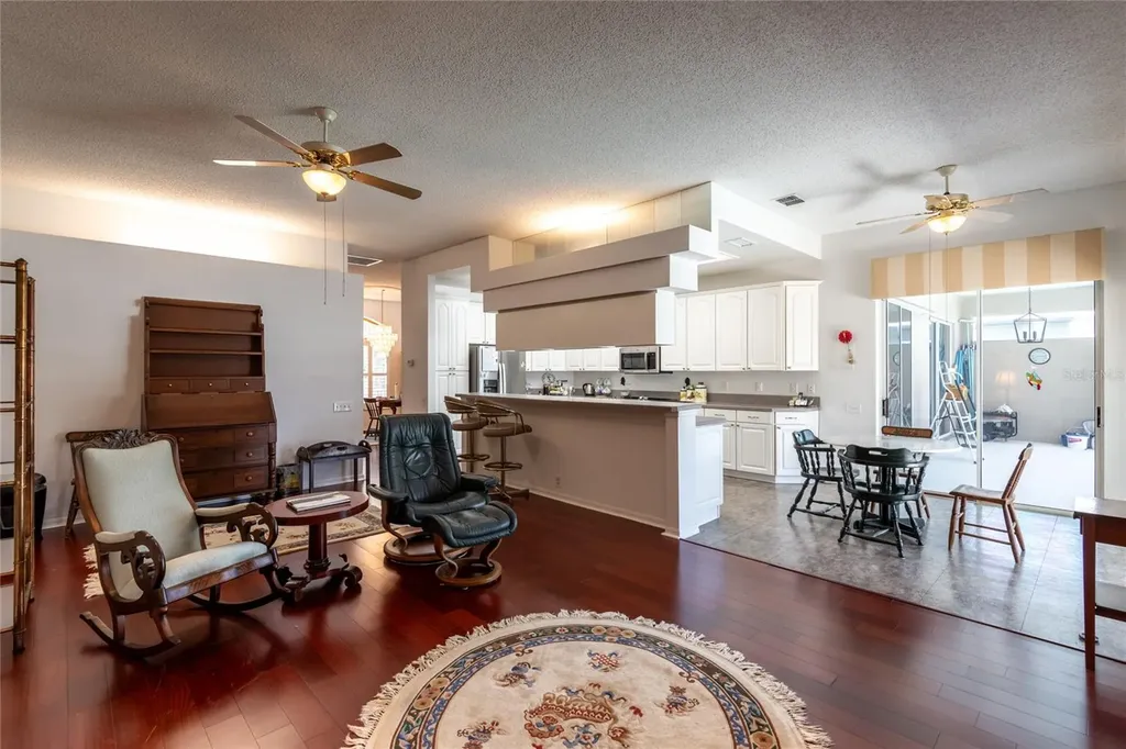 690 Weathersfield Drive Dunedin FL 34698