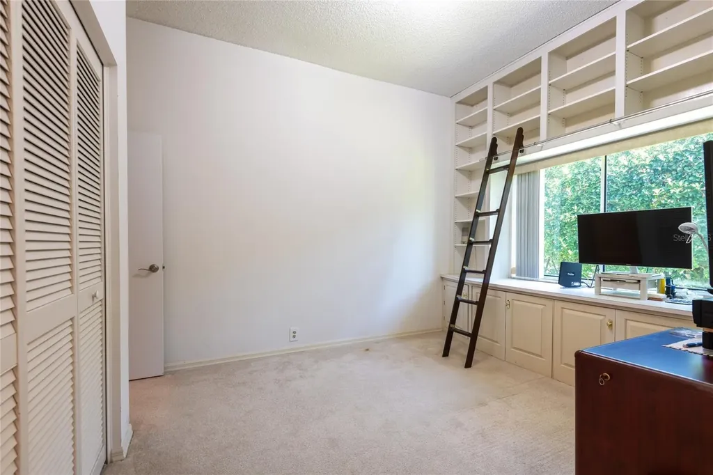690 Weathersfield Drive Dunedin FL 34698