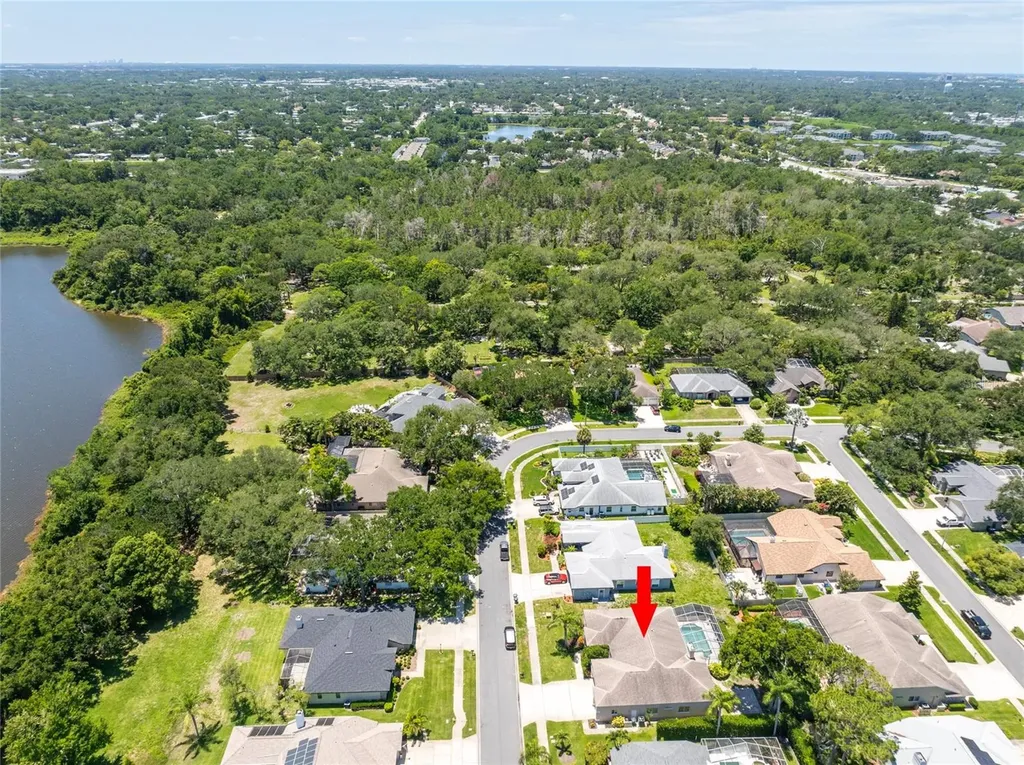690 Weathersfield Drive Dunedin FL 34698