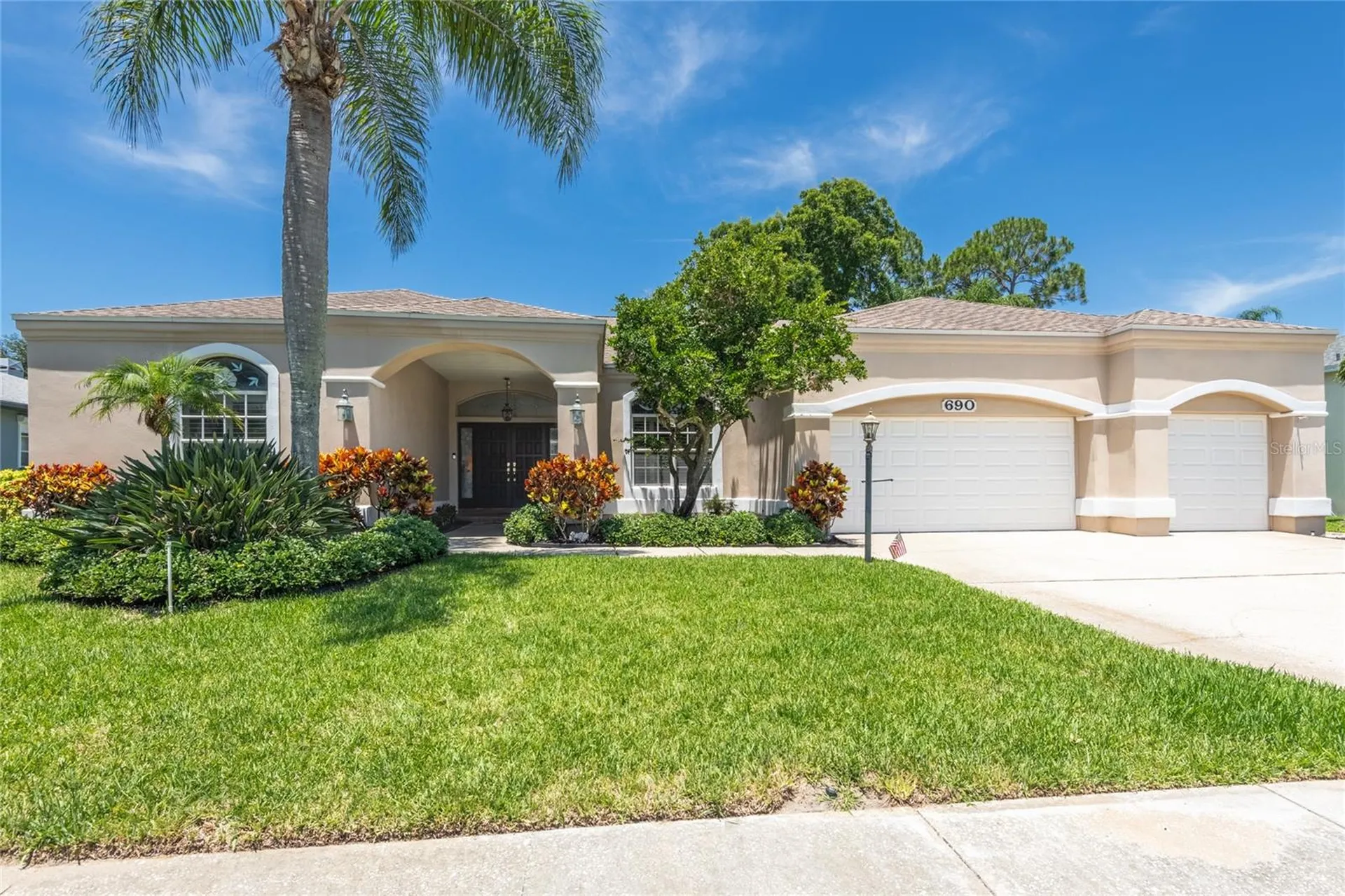 690 Weathersfield Drive Dunedin FL 34698