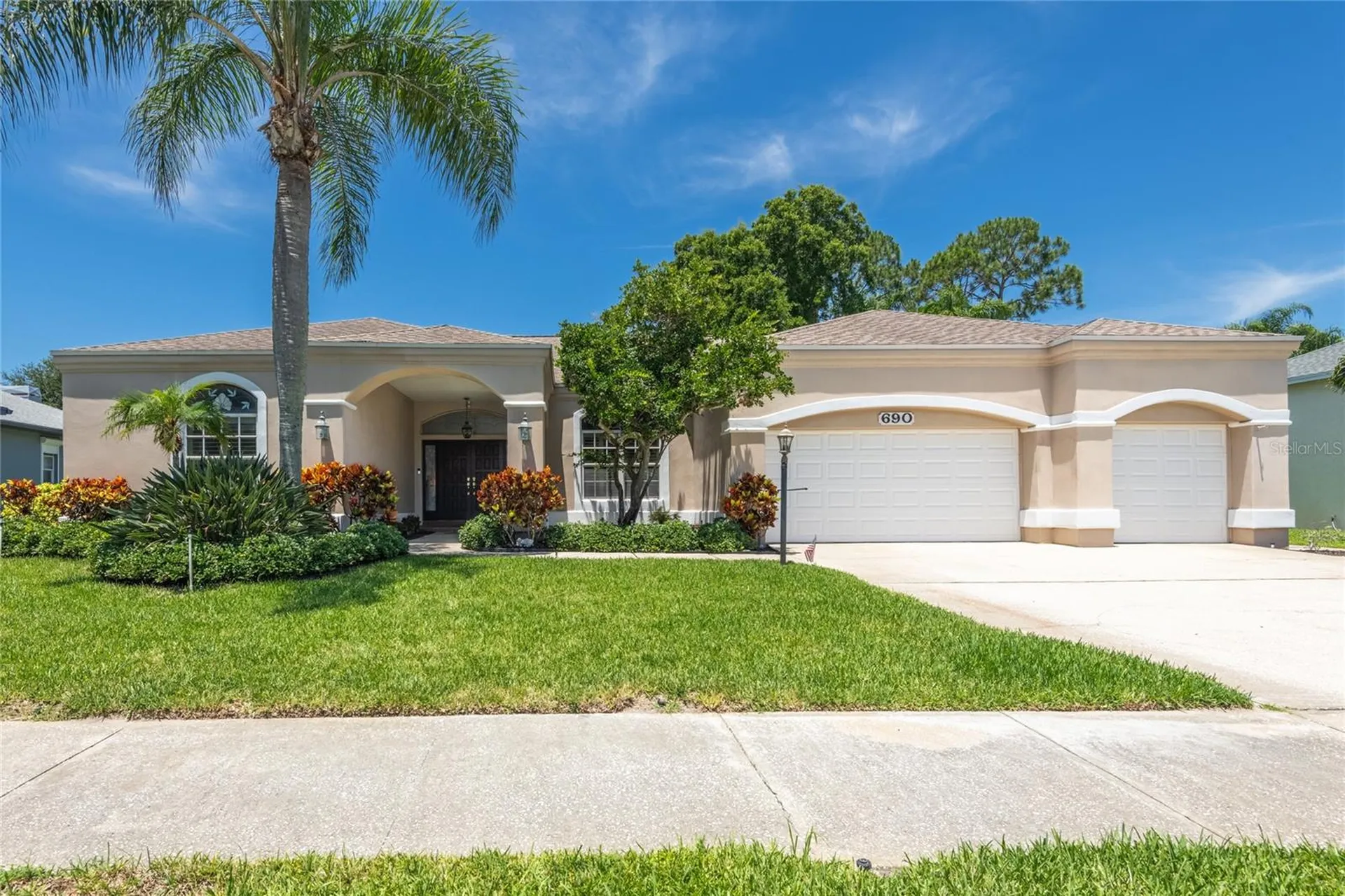 690 Weathersfield Drive Dunedin FL 34698