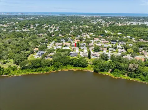 690 Weathersfield Drive Dunedin FL 34698
