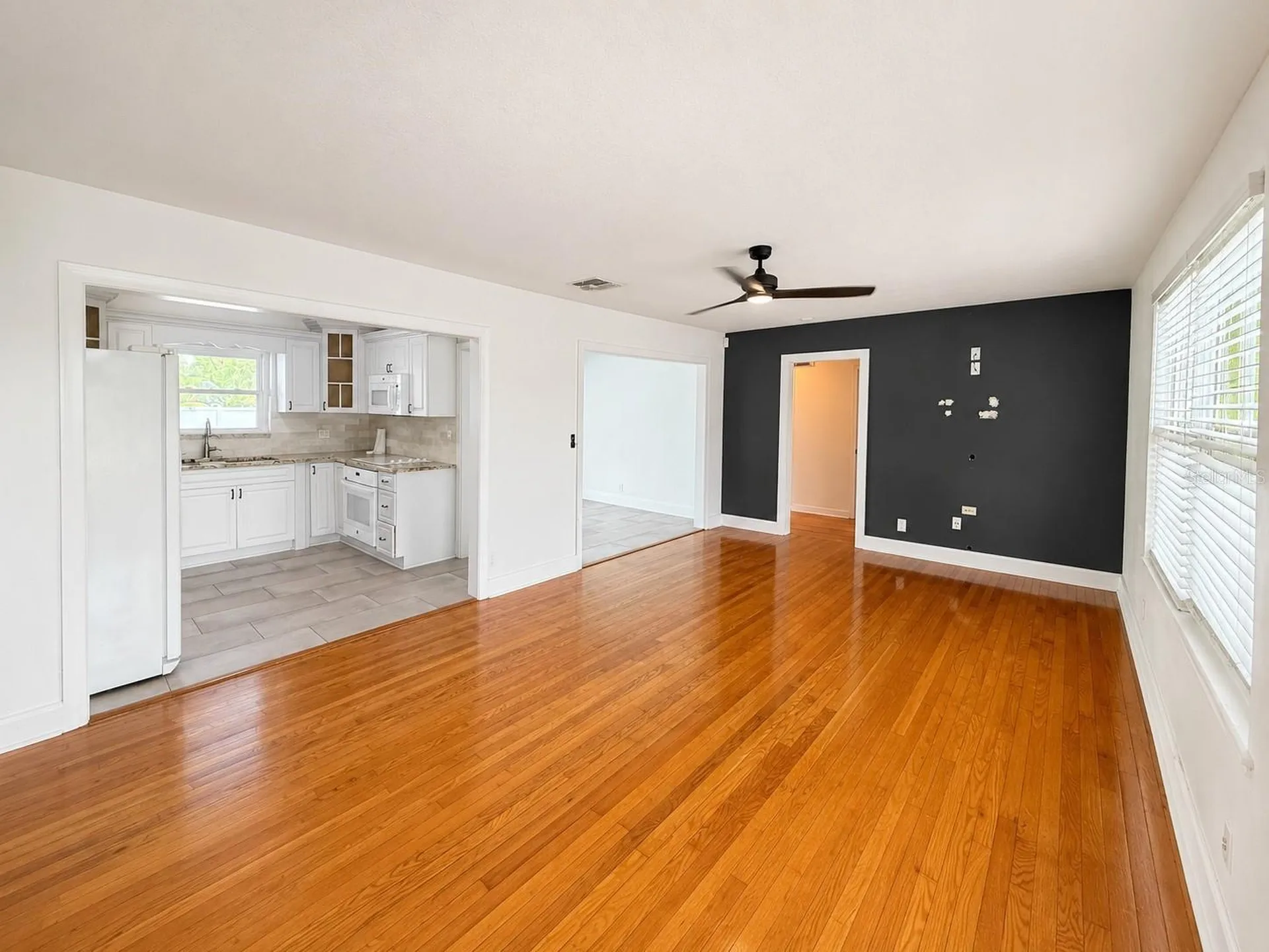 3815 W North B Street Tampa FL 33609