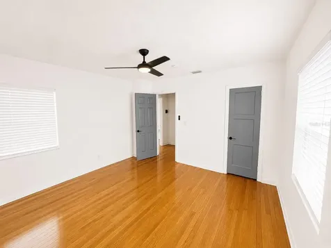 3815 W North B Street Tampa FL 33609