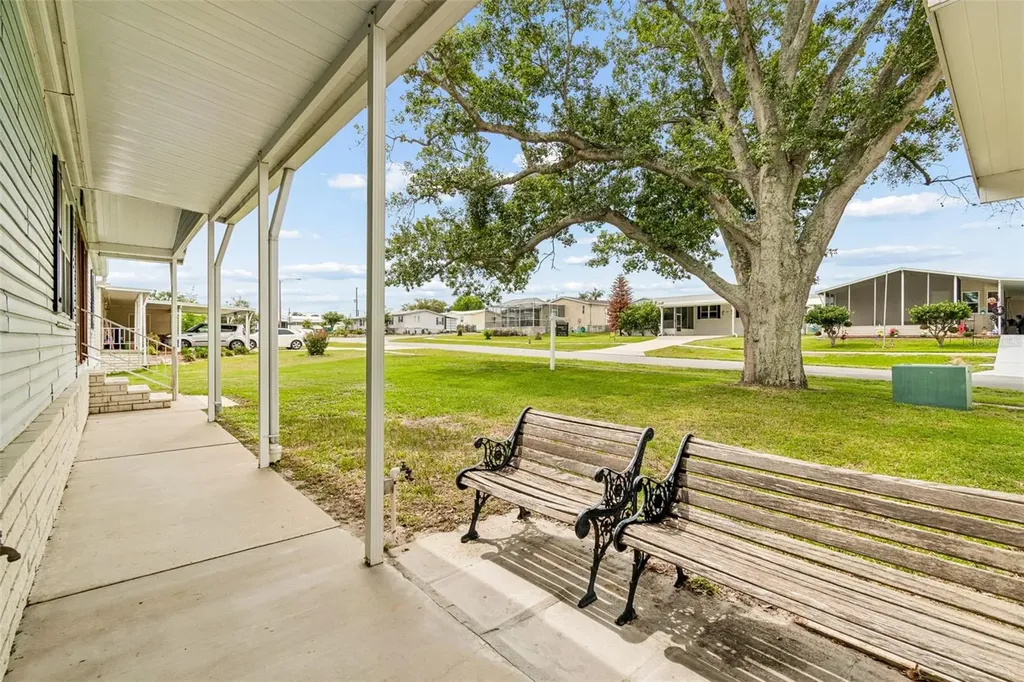 37647 Newal Avenue Zephyrhills FL 33542