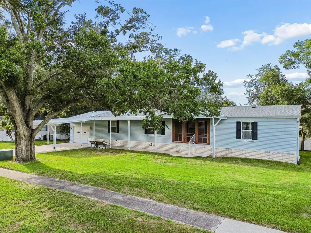37647 Newal Avenue Zephyrhills FL 33542