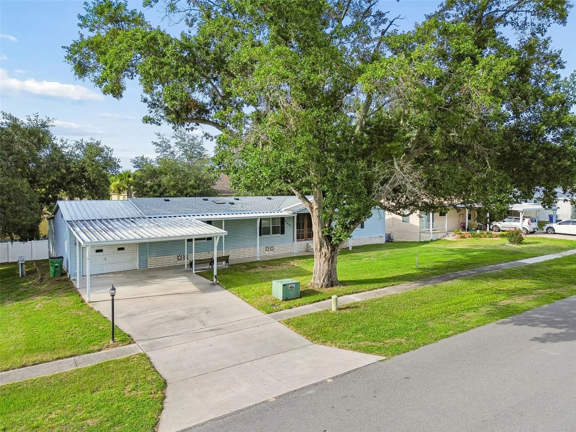 37647 Newal Avenue Zephyrhills FL 33542