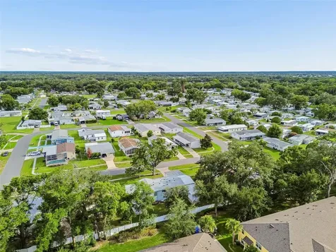 37647 Newal Avenue Zephyrhills FL 33542