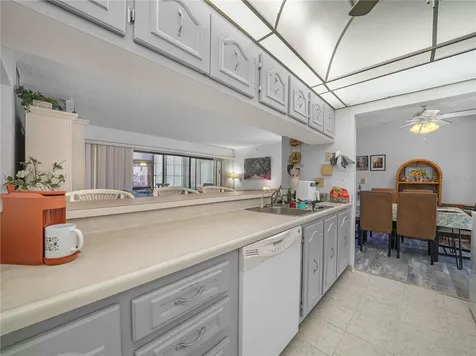 121 La Casa Lake Wales FL 33898