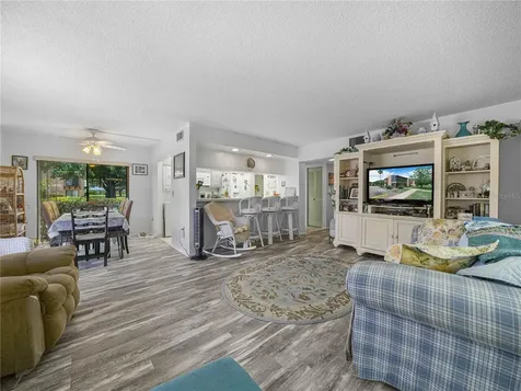 121 La Casa Lake Wales FL 33898