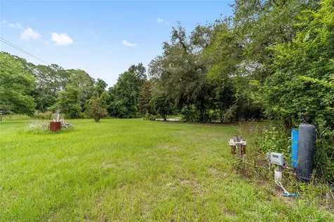 11895 SE 136th Court Ocklawaha FL 32179