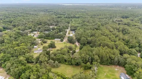 11895 SE 136th Court Ocklawaha FL 32179