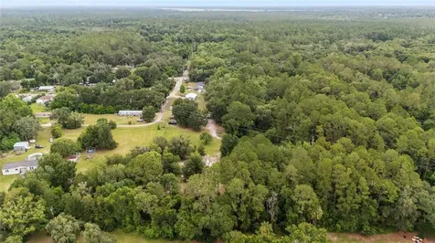 11895 SE 136th Court Ocklawaha FL 32179