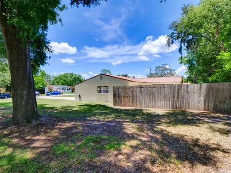 305 Sunset Drive Sanford FL 32773