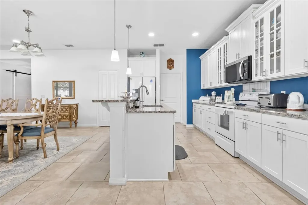 8819 Tatara Street Orlando FL 32836