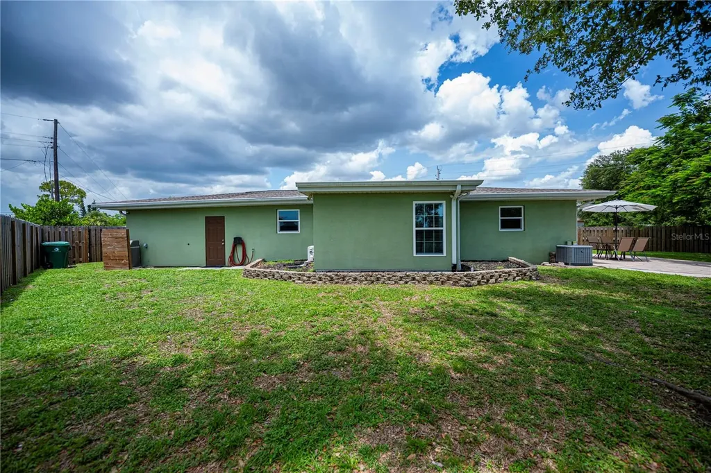 21539 Gladis Avenue Port Charlotte FL 33952