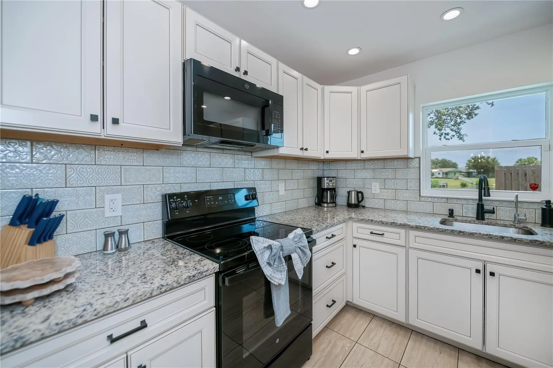 21539 Gladis Avenue Port Charlotte FL 33952
