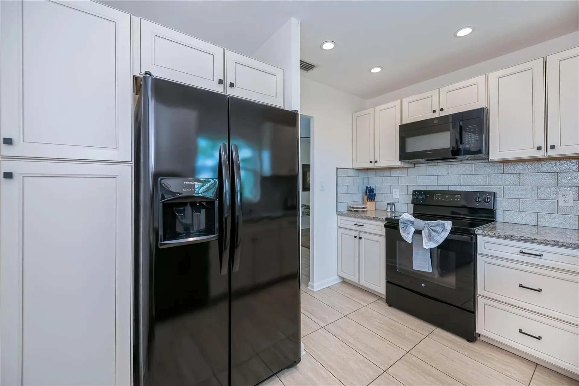 21539 Gladis Avenue Port Charlotte FL 33952