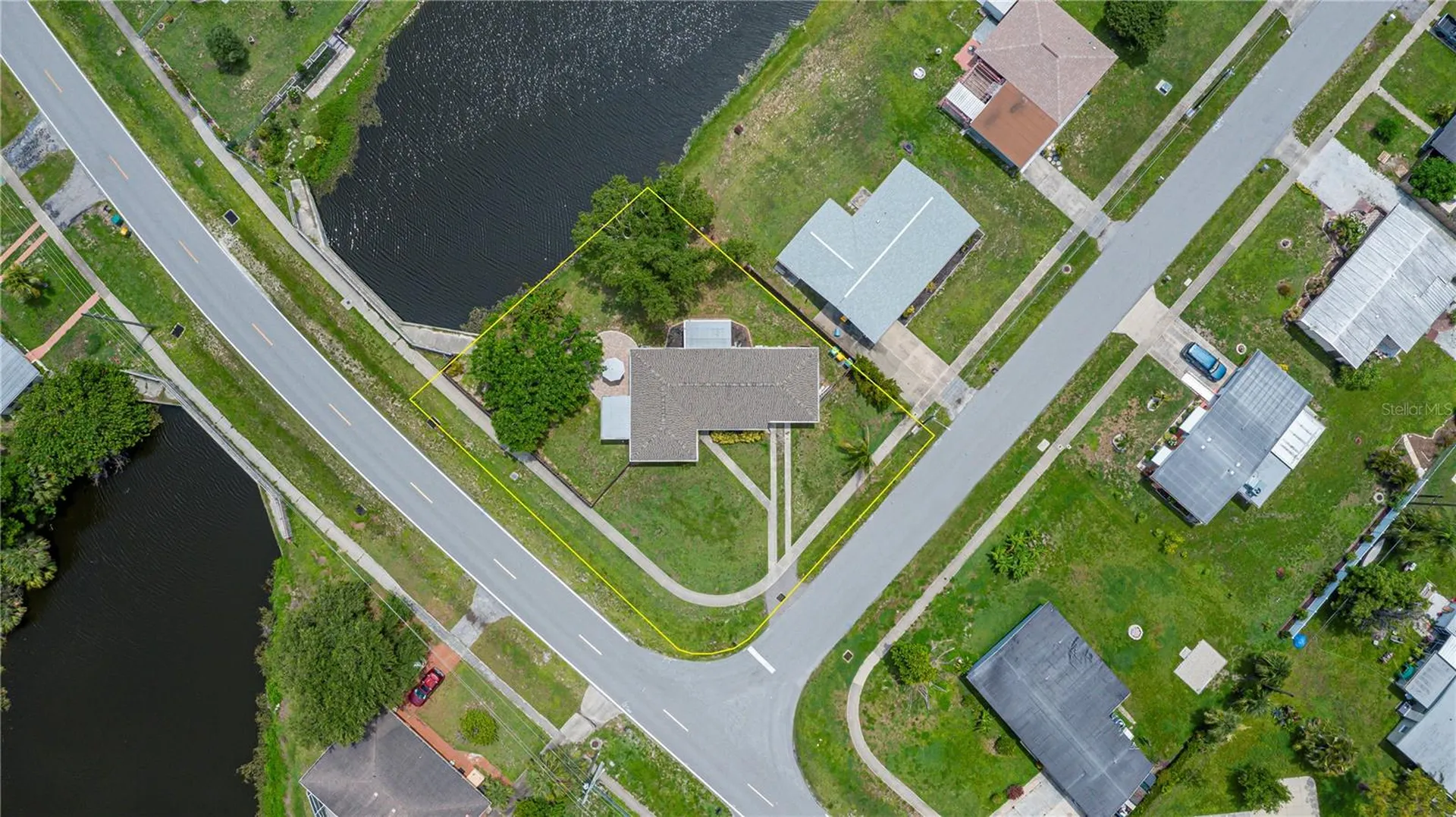21539 Gladis Avenue Port Charlotte FL 33952