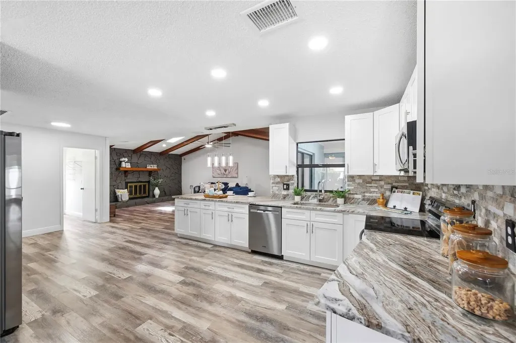 14207 Ashburn Place Tampa FL 33624