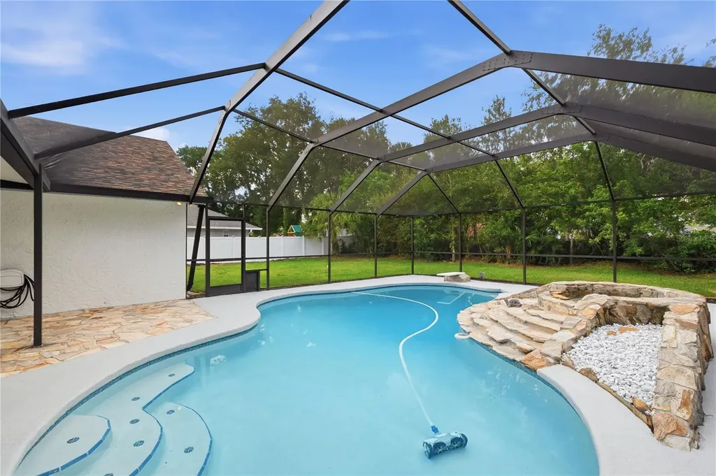 14207 Ashburn Place Tampa FL 33624