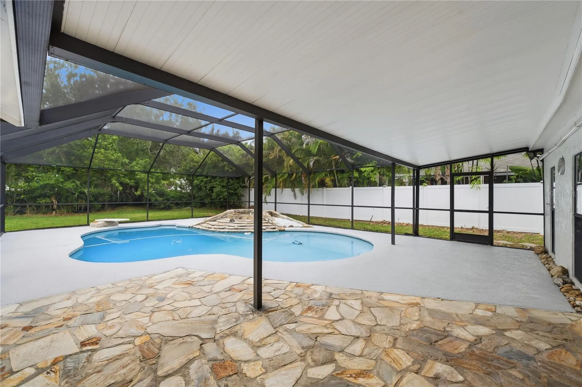 14207 Ashburn Place Tampa FL 33624