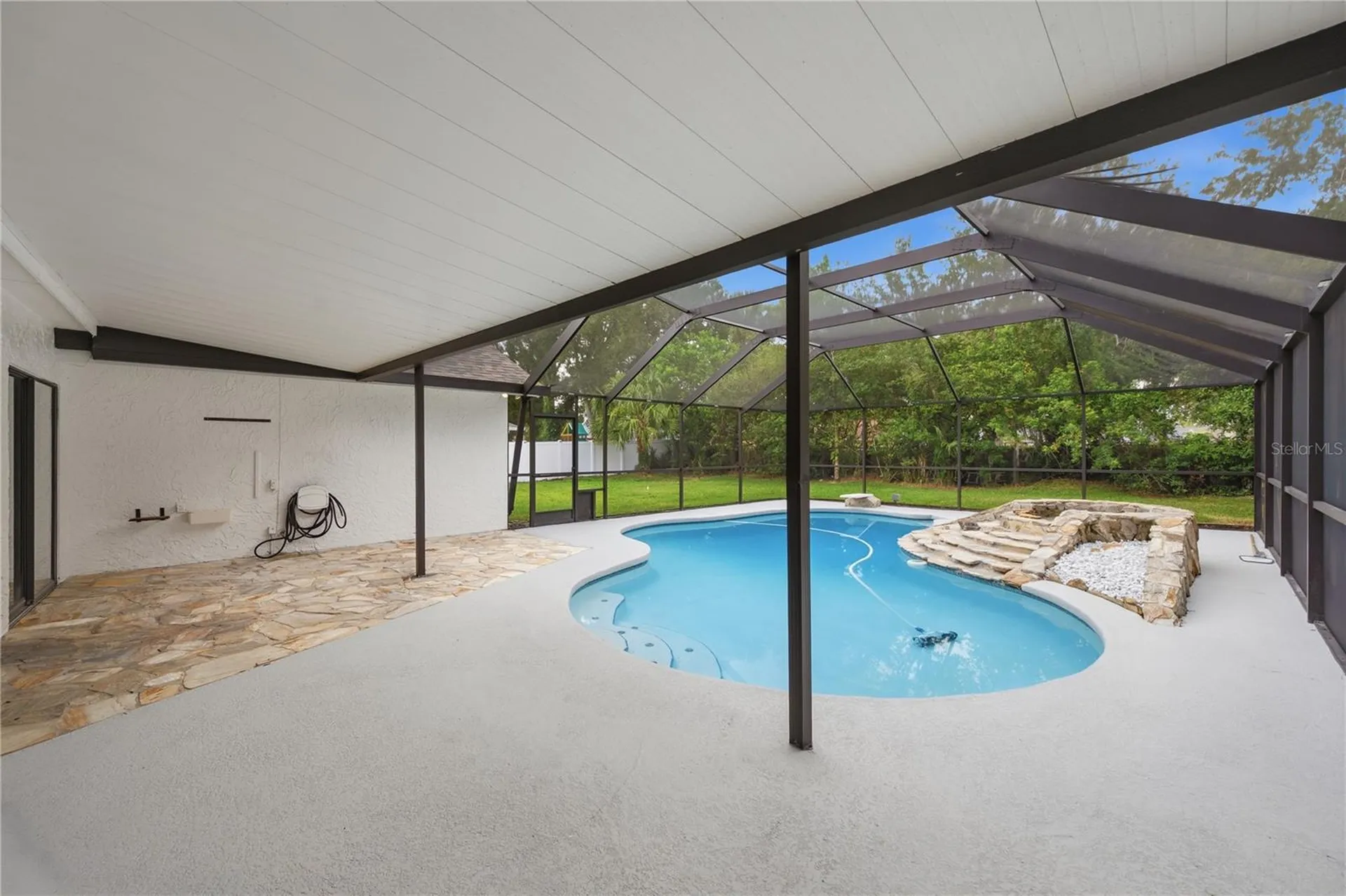 14207 Ashburn Place Tampa FL 33624