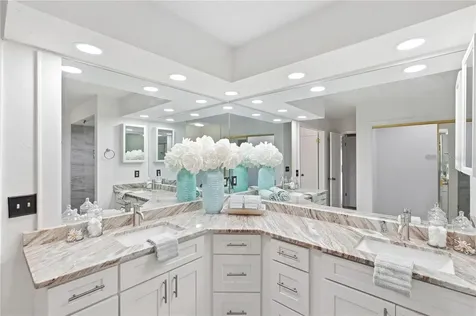 14207 Ashburn Place Tampa FL 33624