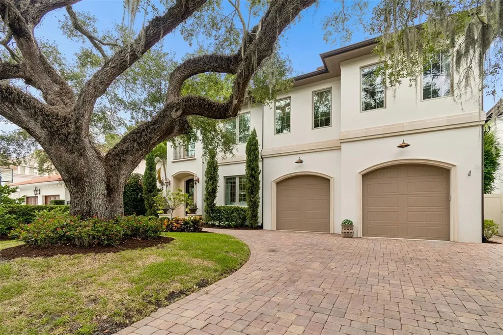 4535 W Swann Avenue Tampa FL 33609