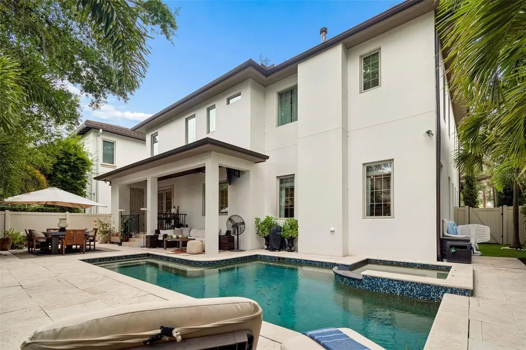 4535 W Swann Avenue Tampa FL 33609