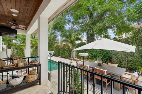 4535 W Swann Avenue Tampa FL 33609