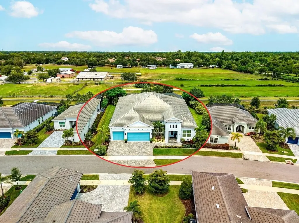 4657 Antrim Drive Sarasota FL 34240
