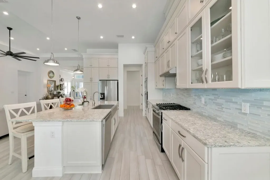 4657 Antrim Drive Sarasota FL 34240