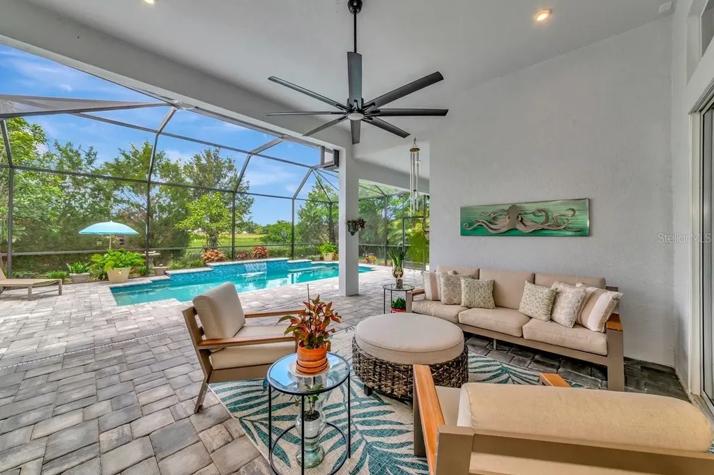 4657 Antrim Drive Sarasota FL 34240