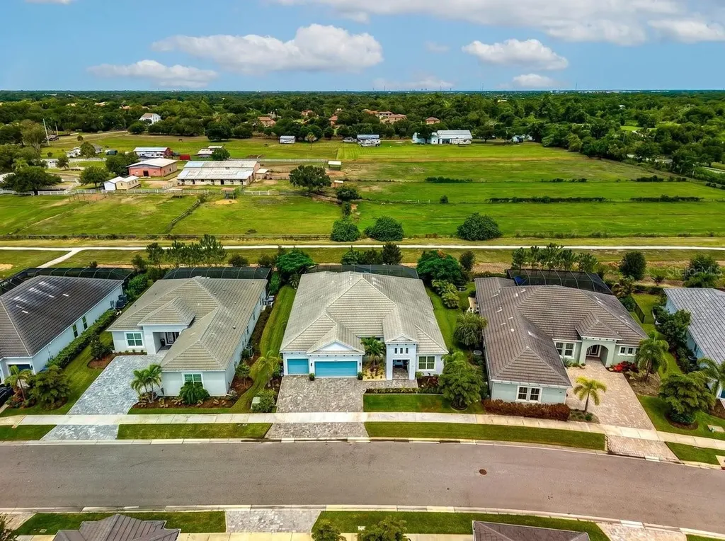 4657 Antrim Drive Sarasota FL 34240