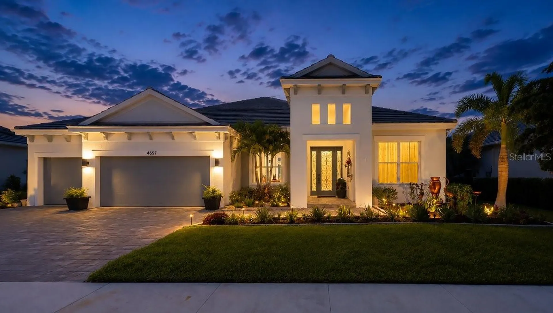 4657 Antrim Drive Sarasota FL 34240