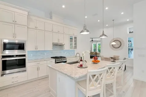 4657 Antrim Drive Sarasota FL 34240