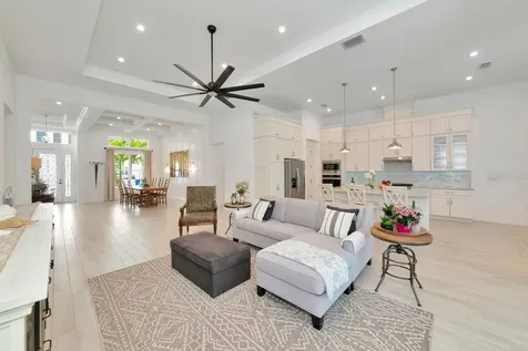 4657 Antrim Drive Sarasota FL 34240
