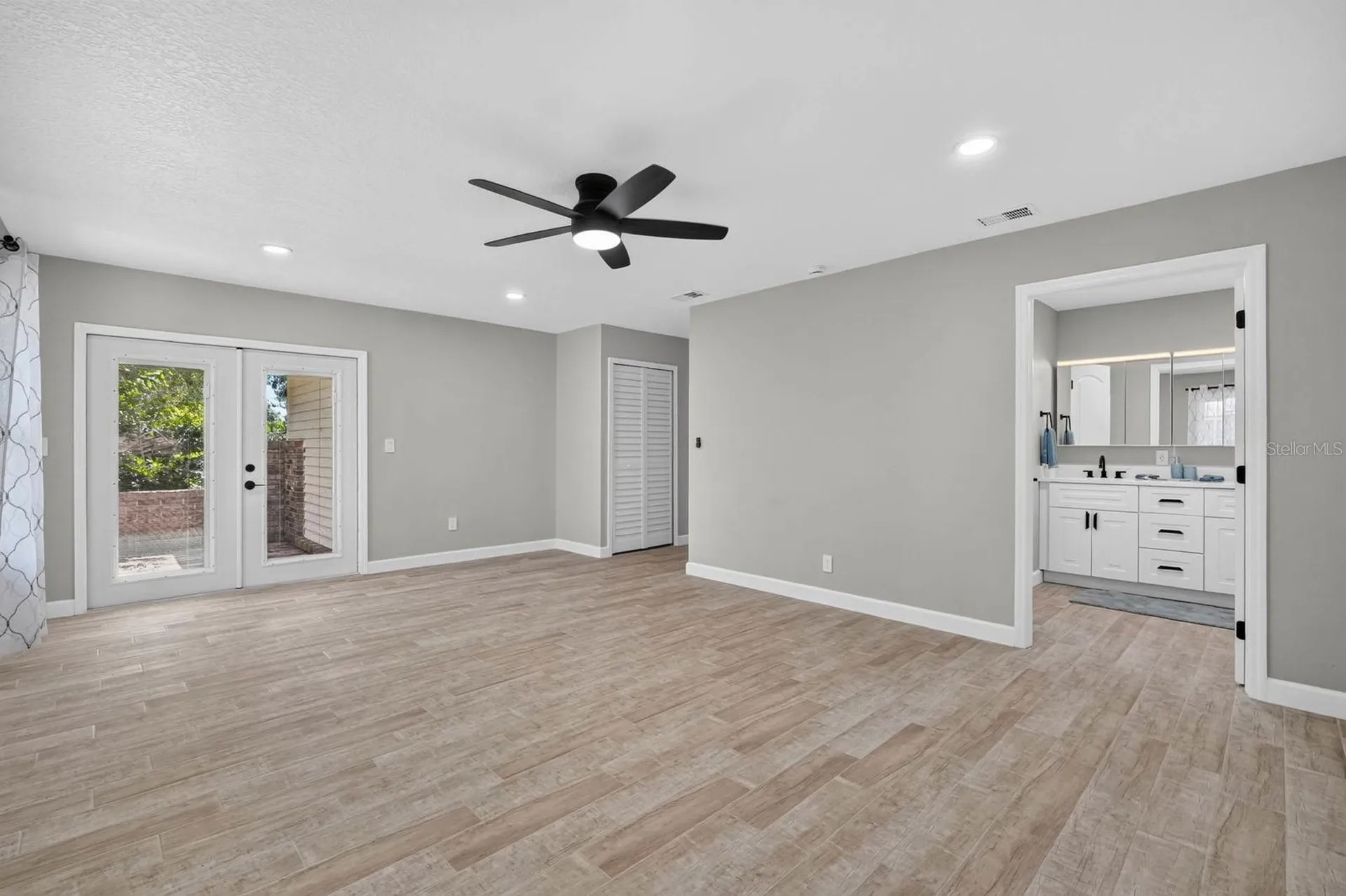 1510 N Beach Street Ormond Beach FL 32174