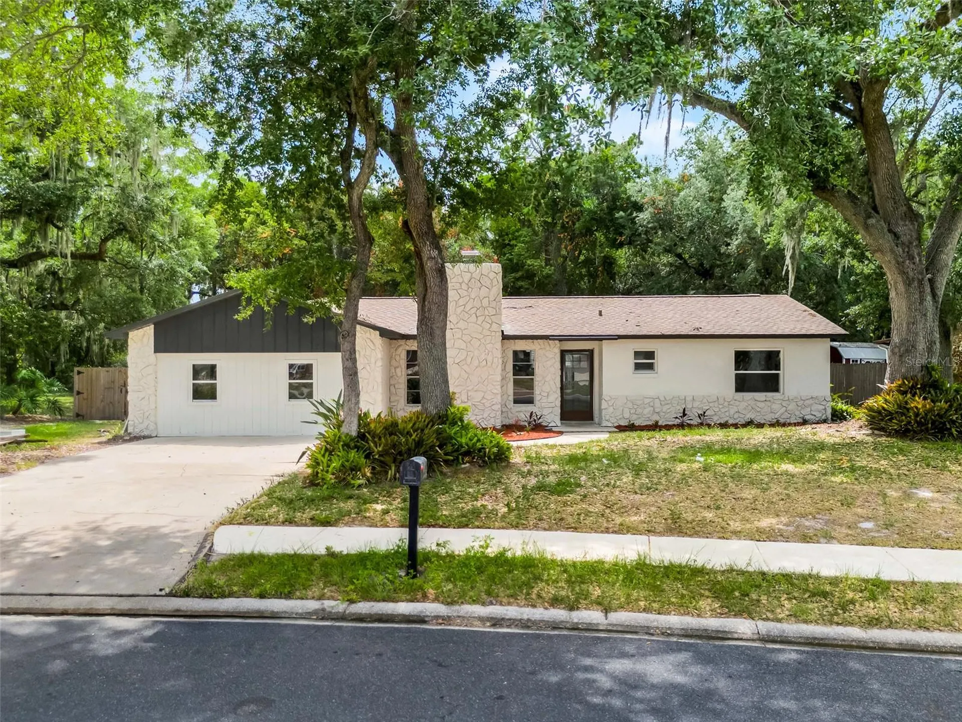 2418 Brookside Avenue Kissimmee FL 34744