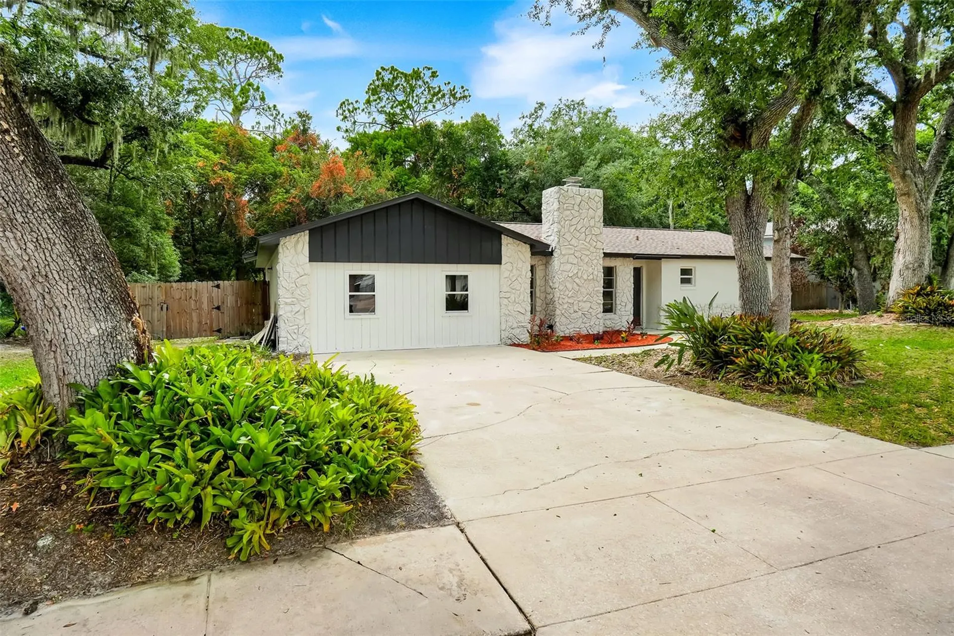 2418 Brookside Avenue Kissimmee FL 34744