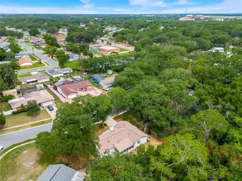 2418 Brookside Avenue Kissimmee FL 34744